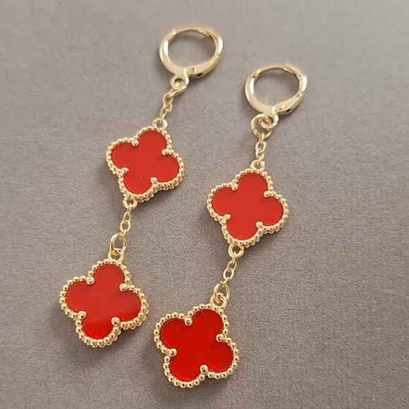 Red Enamel clover dangle earrings - Picture 1 of 5